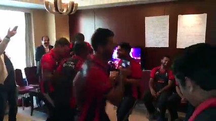 Chris Gayle,Umar Akmal Dancing on Punjabi Song