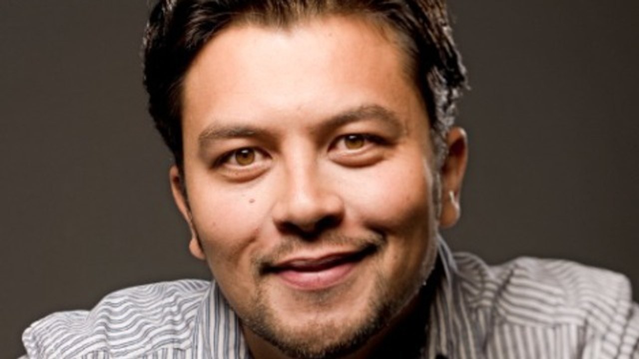 Voir et revoir Déclaration d'humour avec Karim Duval sur MCEReplay