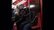 Музыкант в метро Нью-Йорка•Musicians in metro train!