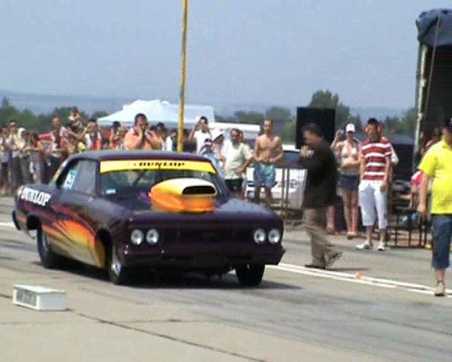 Chevy Nova SS Vs. Chevy Chevelle VTG SS Drag Race