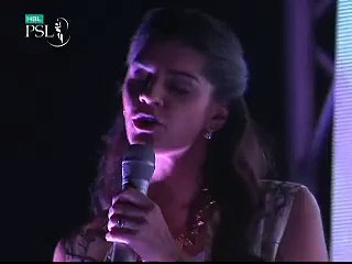 Sanam Saeed Comparing in PSL Opening Cermony