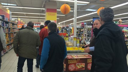 Les agriculteurs vérifient la provenance des produits