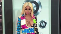 Blac Chyna  défend son petit-ami Rob Kardashian contre les fans et sa famille