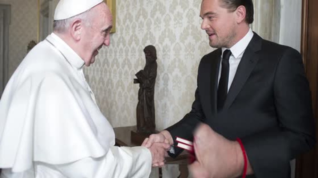 Leonardo DiCaprio's Bracelet Doesn't Represent Kabbalah - video Dailymotion