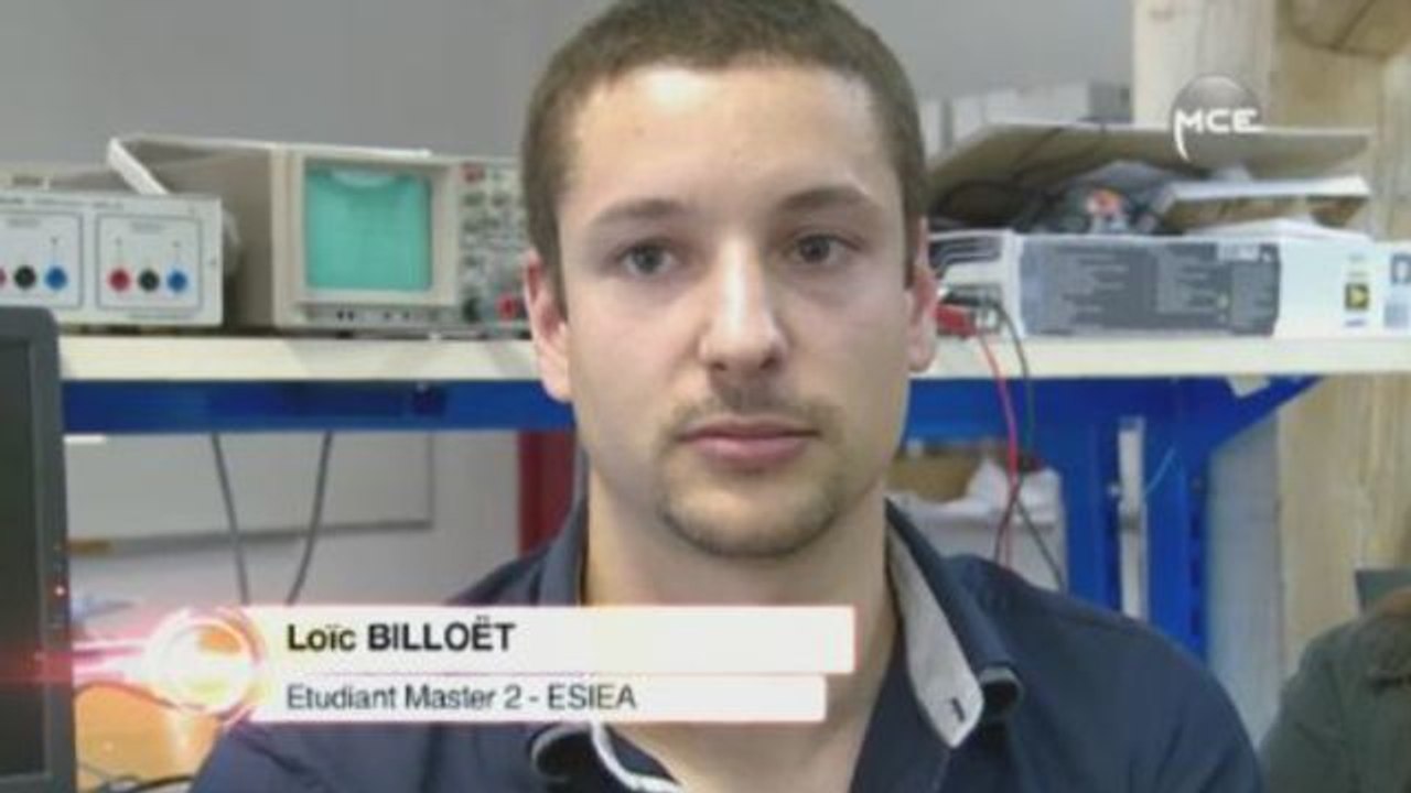 3 étudiants ingénieurs de l’ESIEA à la biennale de Venise (vidéo MCE)