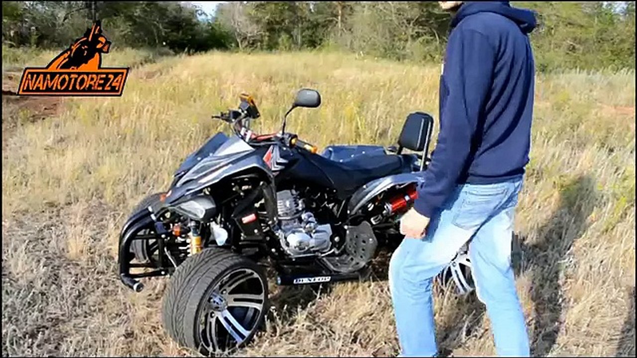 Спортивный квадроцикл suzuki