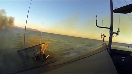 ASÍ SE DESTRUYE UN BARCO CON MISILES (720p)
