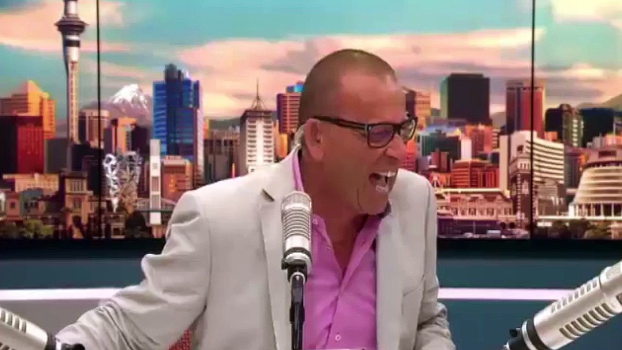 Une journaliste victime d'un fou rire après un sujet étrange