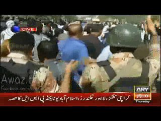 After playing the video in his show Kashif Abbasi asking Oye Beeper Lgaya hai Gaali pe