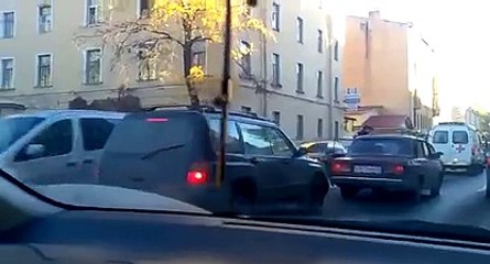 Les piétons en Russie : un peu taré