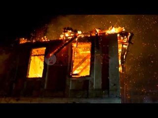 Shkodër, banesës i vihet flaka, dyshohet se është e qëllimshme- Ora News- Lajmi i fundit-
