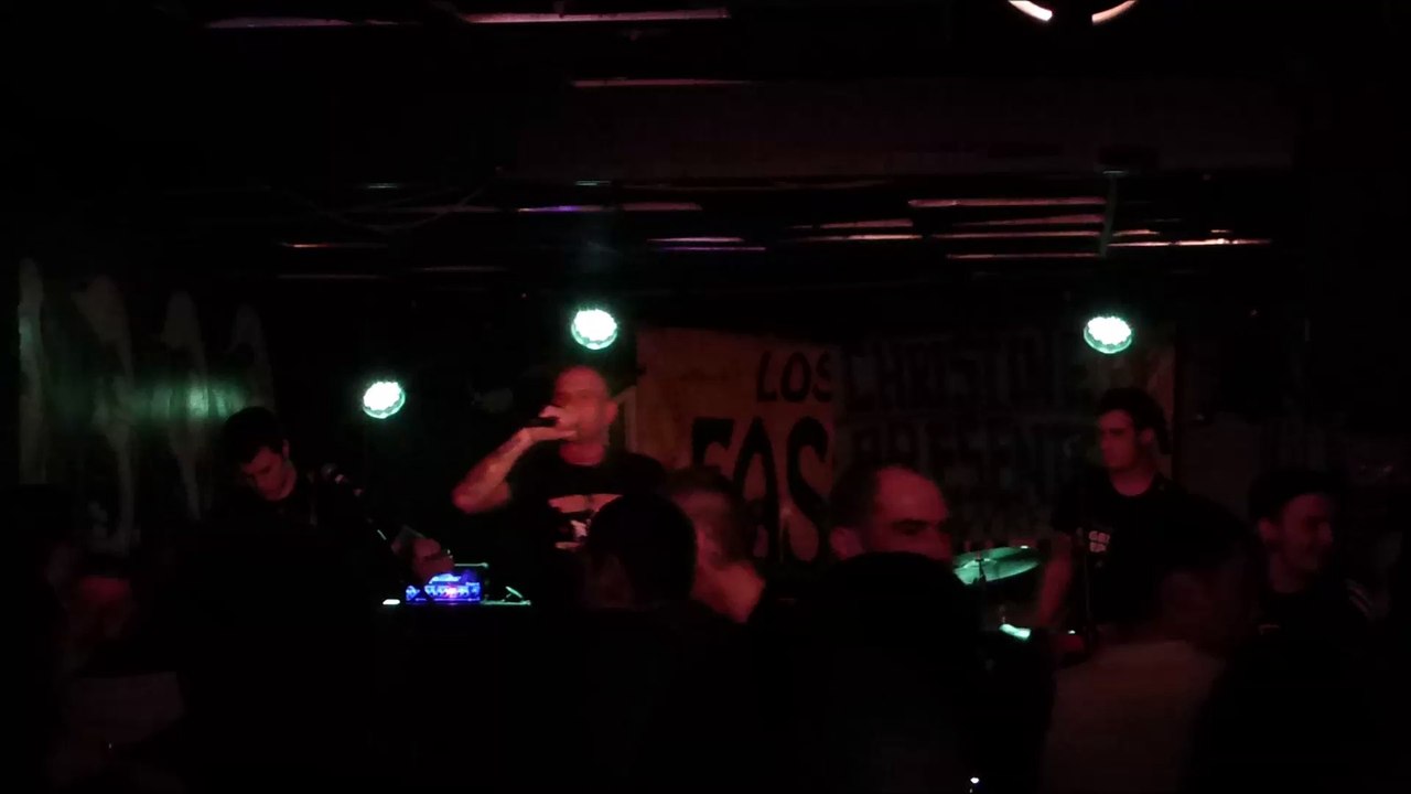 Los Fastidios au MOLOTOV - So rude , so lovely (live)