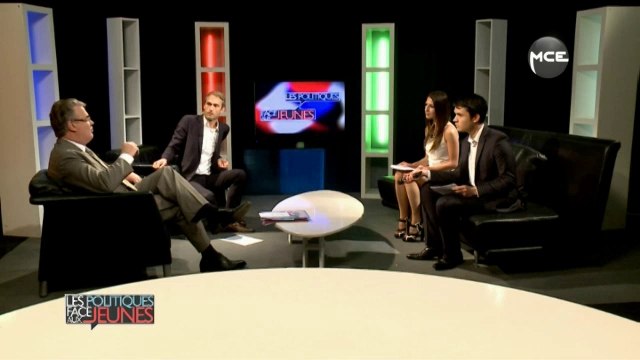 Voir et revoir Les Politiques Face aux Jeunes avec Jean-Paul Delevoye sur MCEReplay