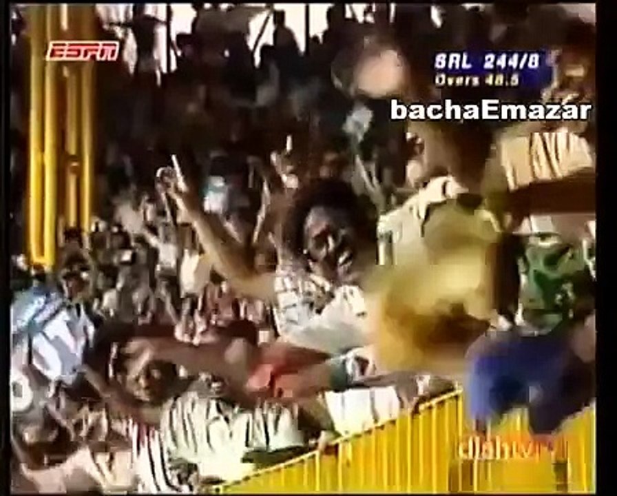 Direct Hit Azharuddin Brilliantly Runs Out Chaminda Vaas WC Semi