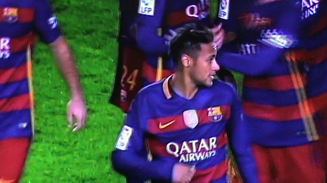 شاهد مهرجان أهداف برشلونة في مرمى فالنسيا في ذهاب الدور نصف النهائي من كأس إسبانيا .