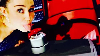 Miley Cyrus rejoint la saison 10 de The Voice en tant que conseillère