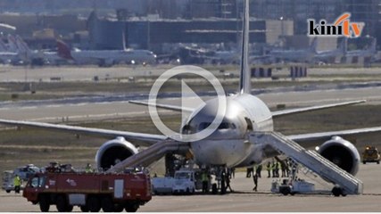 Penumpang diarah keluar pesawat terima ancaman bom