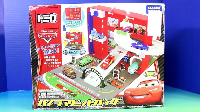 Disney Pixar Cars Track Set With Lightning McQueen Mater & Chick Hicks Takara Tomy