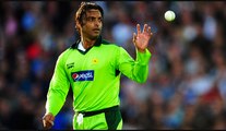 SHOAIB AKHTAR -AMAZING BOWLING SPELL- 4_25 VS INDIA 2004 ICC CHAMPIONS TROPHY