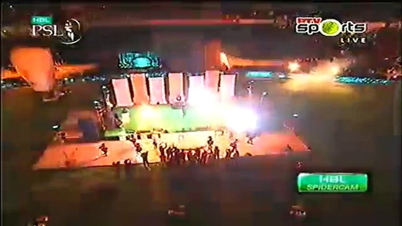PSL 2016 Opening Ceremony Chris Gayle Shakes Leg with Sean Paul and others