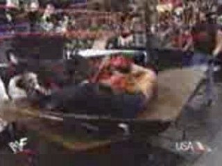 Bubba Ray Dudley with a powerbomb