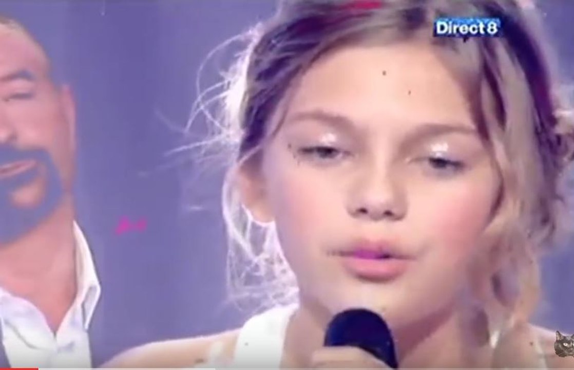 Louane Emera : enfant, elle chante "Memory" de Barbra Streisand (2009)
