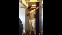 Sonu Nigam Singing Over Airplane's Intercom To Entertain Flight Passengers_2