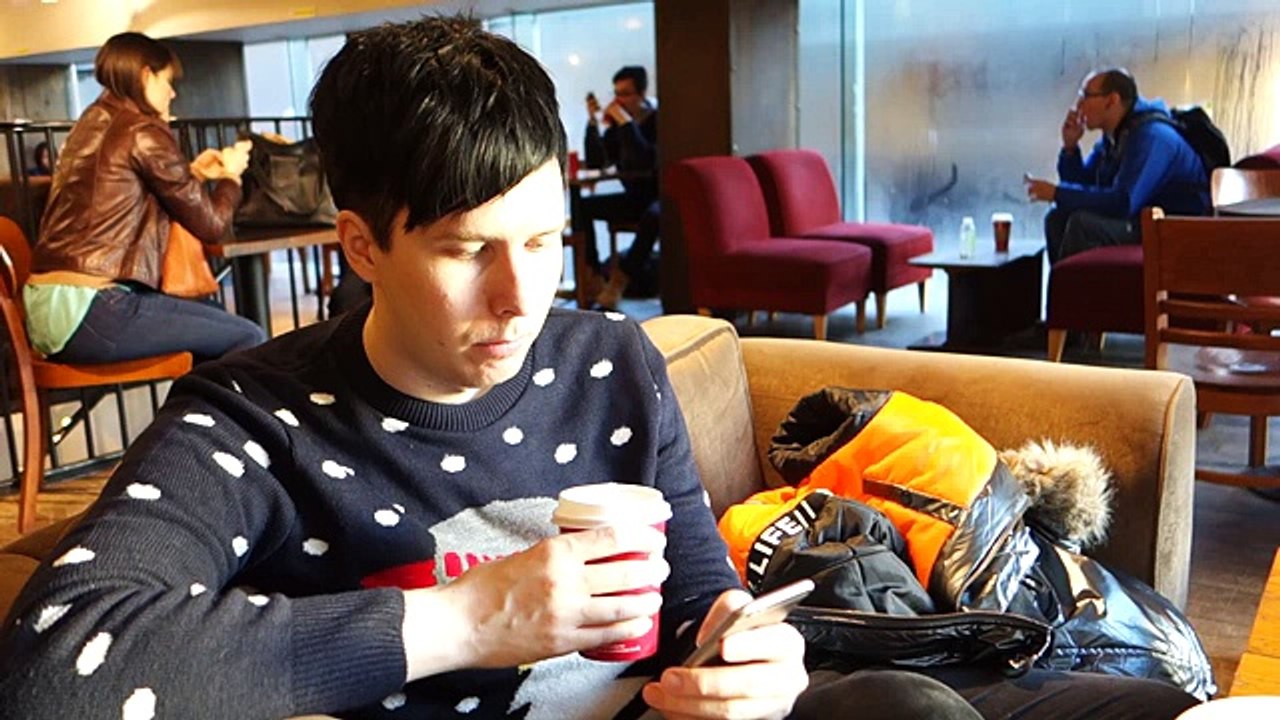 A Festive Day in the Life of Dan and Phil!