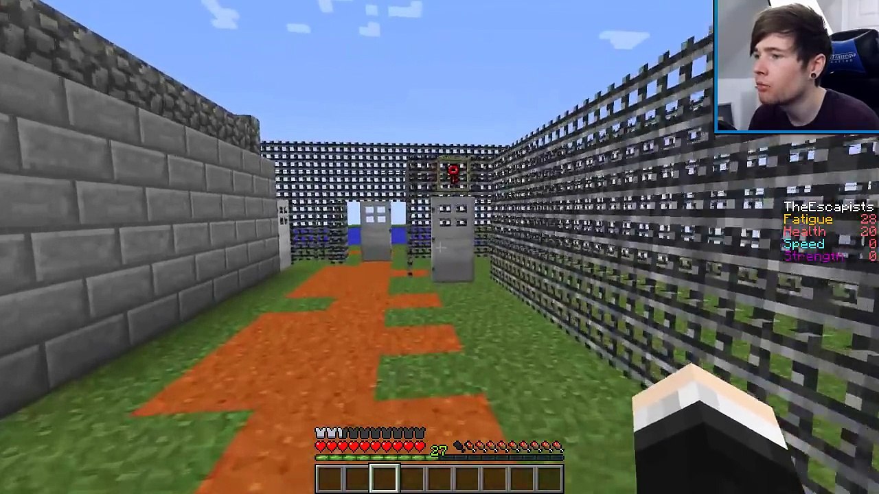 Minecraft   THE ESCAPISTS IN MINECRAFT!!   Custom Map