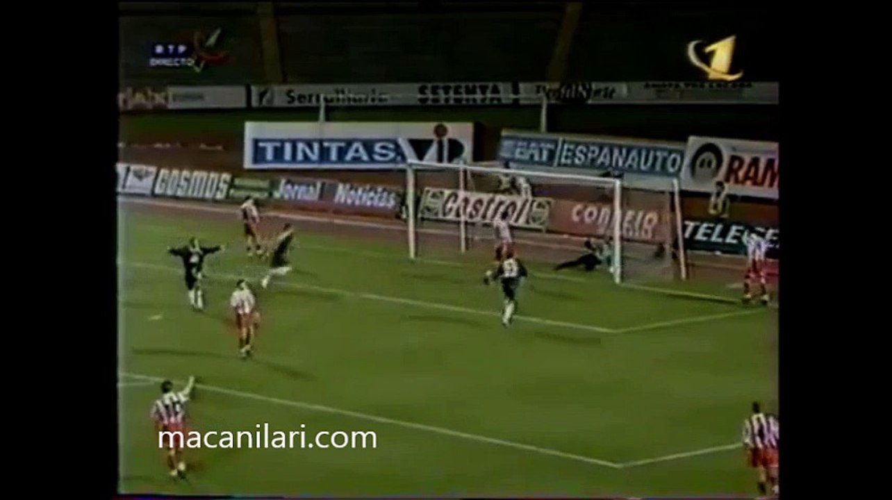 05.11.1998 - 1998-1999 UEFA Cup Winners' Cup 2nd Round 2nd Leg SC Braga 1-0 Lokomotiv Moskova