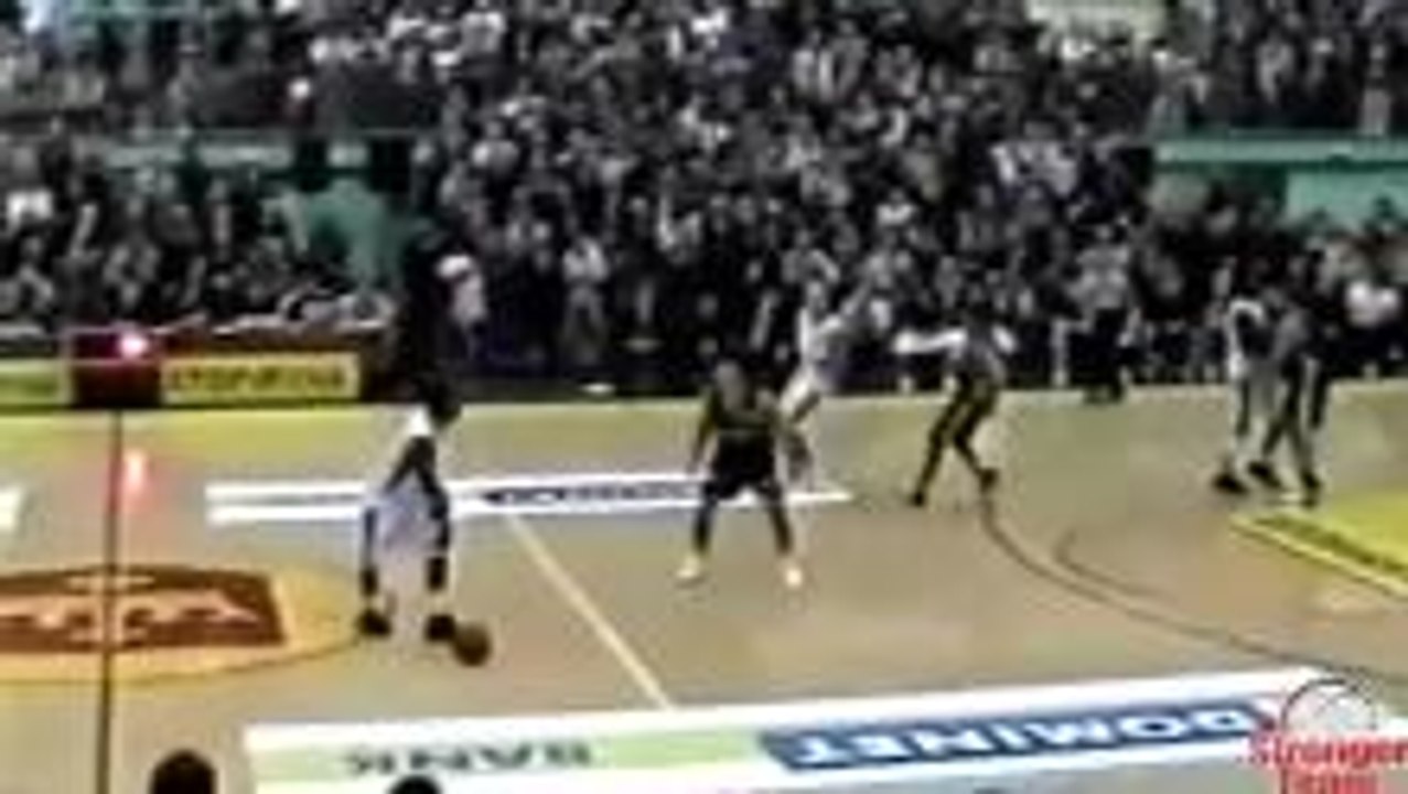 How To Be An Unstoppable Scorer - Off A Ball Screen