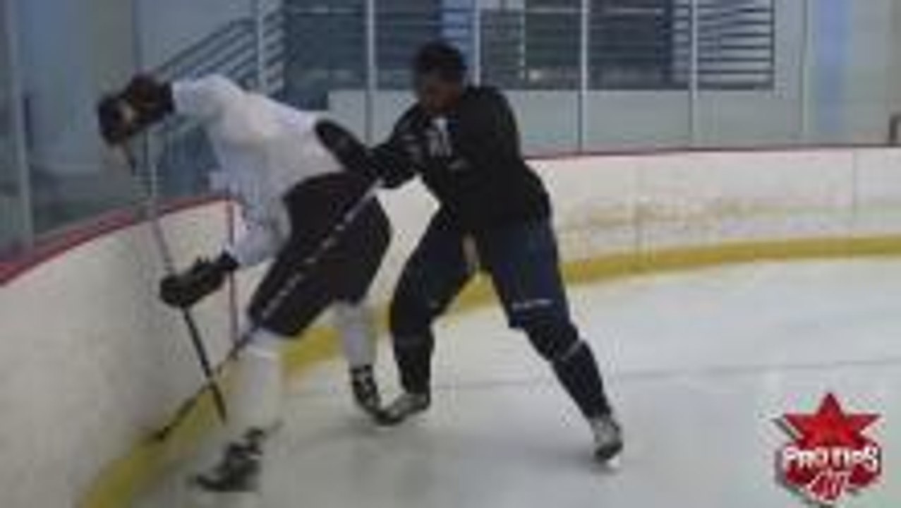 Dustin Byfuglien: How To Work The Corners