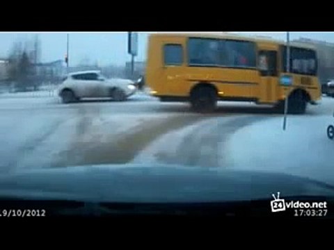 Сбили коляску с мамой