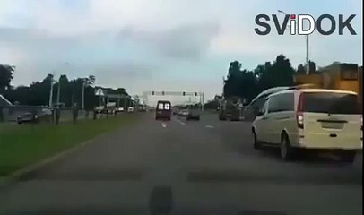 Снес забор и полетел ДТП! авария на видеорегистратор