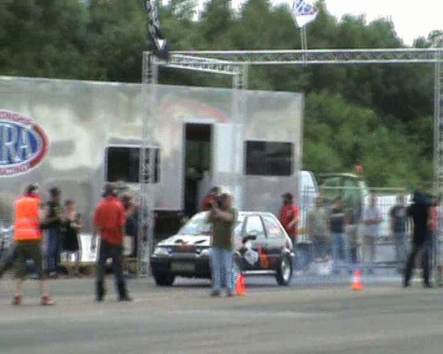 Ford Fiesta RS Turbo Vs. Nissan Almera Turbo