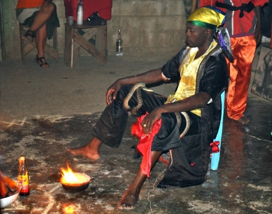Спасибо дорогой Григорий Николаевич. Вы мне обещали что приворот сработает через неделю.