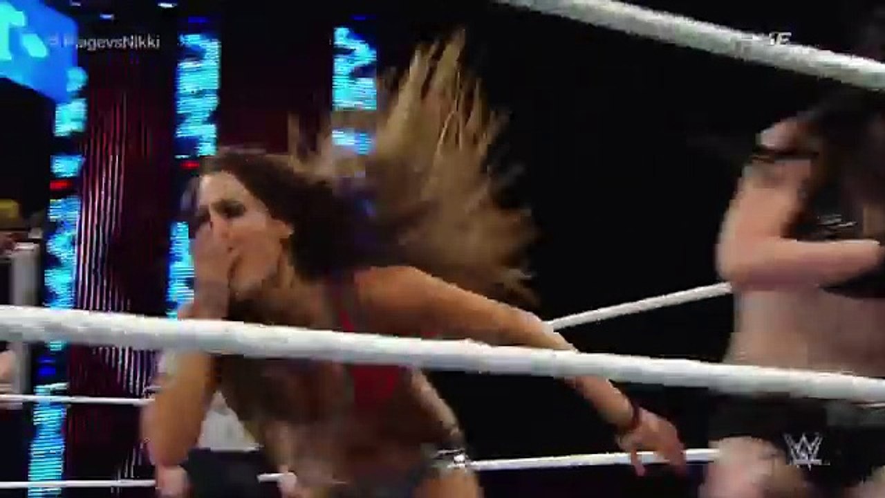 Girls Wrestling - Wwe Fight | Nikki Bella VS Paige
