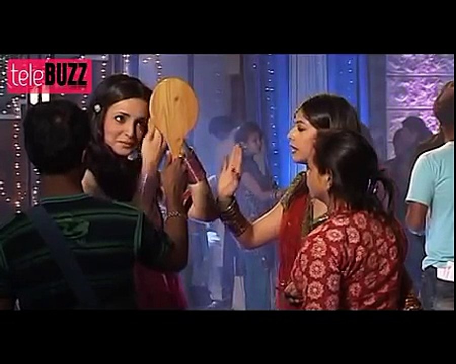 Arnav ACTS FUNNY for Khushi in Iss Pyaar Ko Kya Naam Doon 18th July 2012