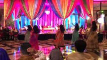 Ambreens Mehndi Dance in wedding || College Girls Dance In Wedding || Girls Mujra Party