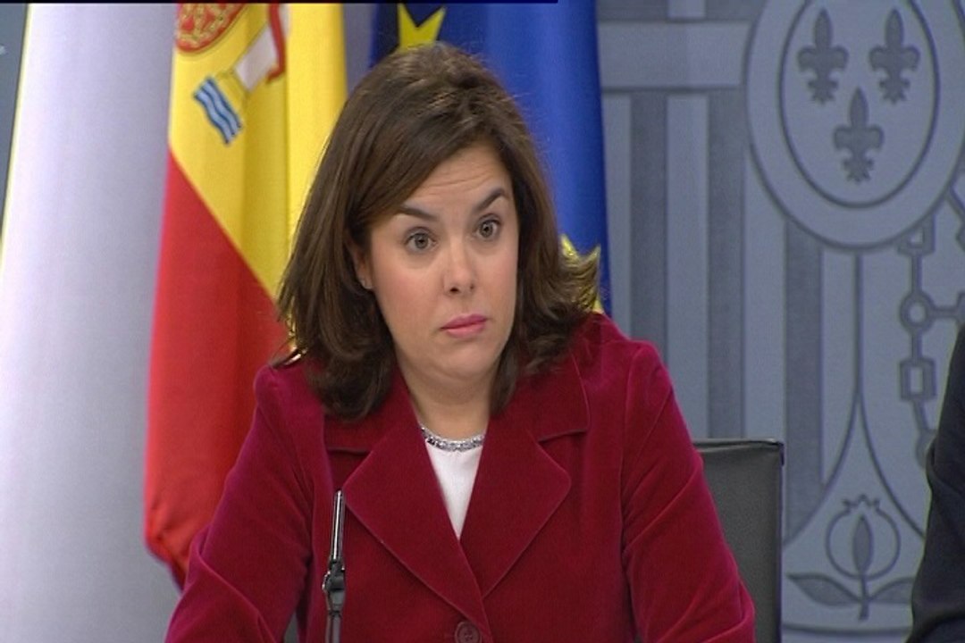Santamaría critica que Sánchez no se reúna con Rajoy