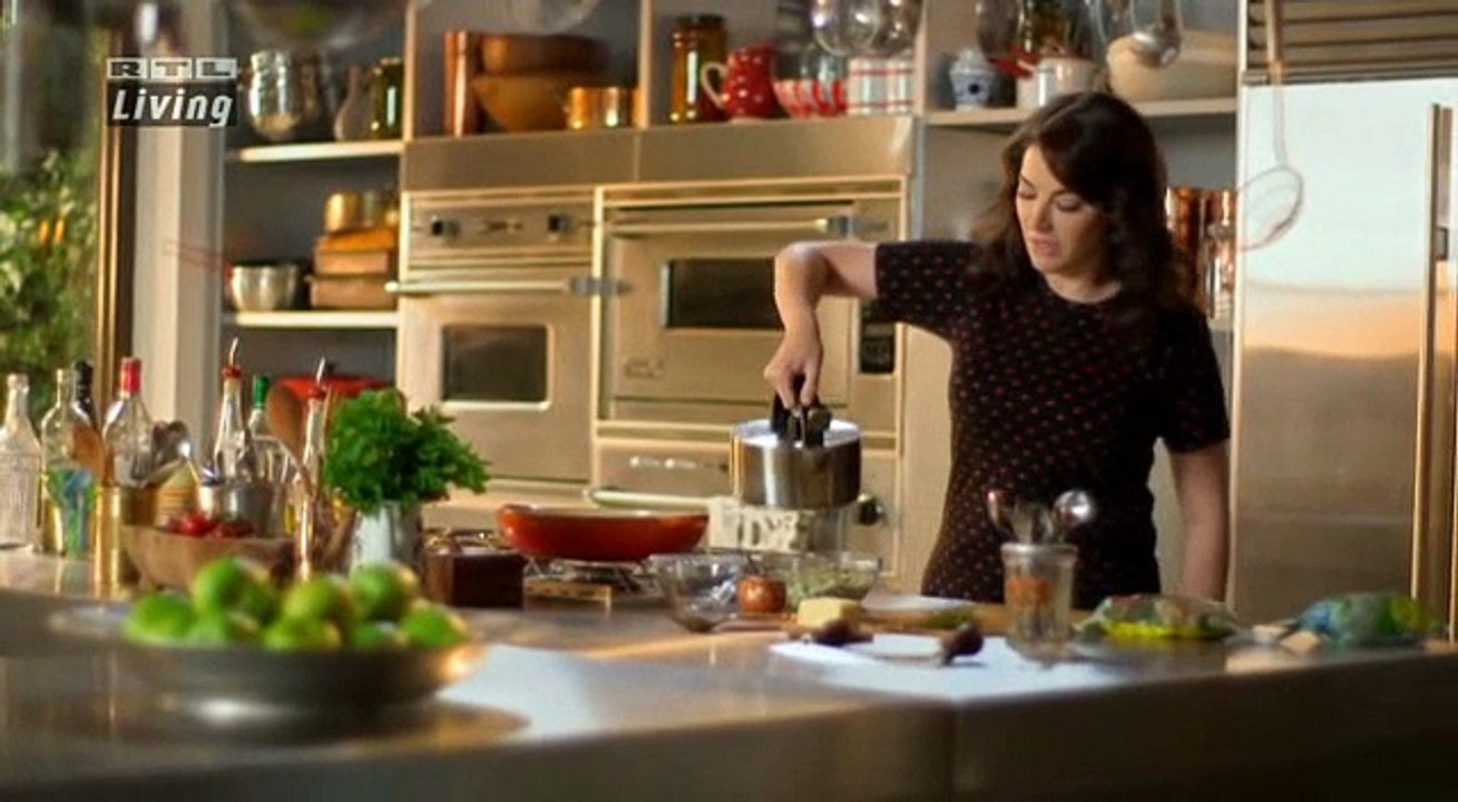 Rollbraten aus Schweinelende mit Parmaschinken und Oregano