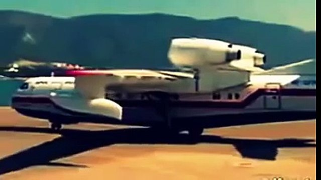 Обычный пассажирский самолёт взлетает с воды!