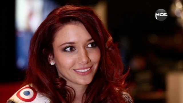 Miss France 2012 : interview de Delphine Wespiser, « mon rêve maintenant, c’est de rentrer chez moi » (vidéo MCE)