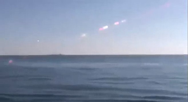 Пуск крылатых ракет «Калибр» подлодкой «Ростов на Дону» по объектам террористов в Сирии