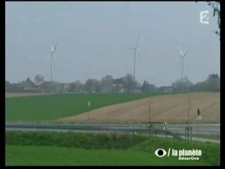 A l'est du nouveau oeil sur la planete 2/2