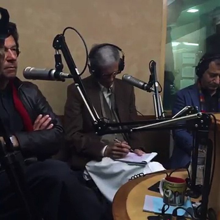 9th Class Ki Ek Bachi Ne Imran Khan Ko Phone Pe KIya Kaha