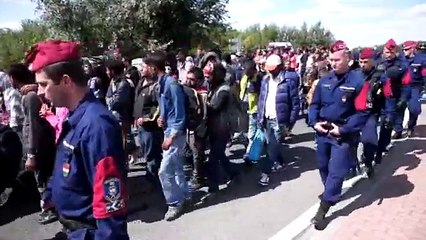 Avrupa yolunda teyemmümle namaz molası