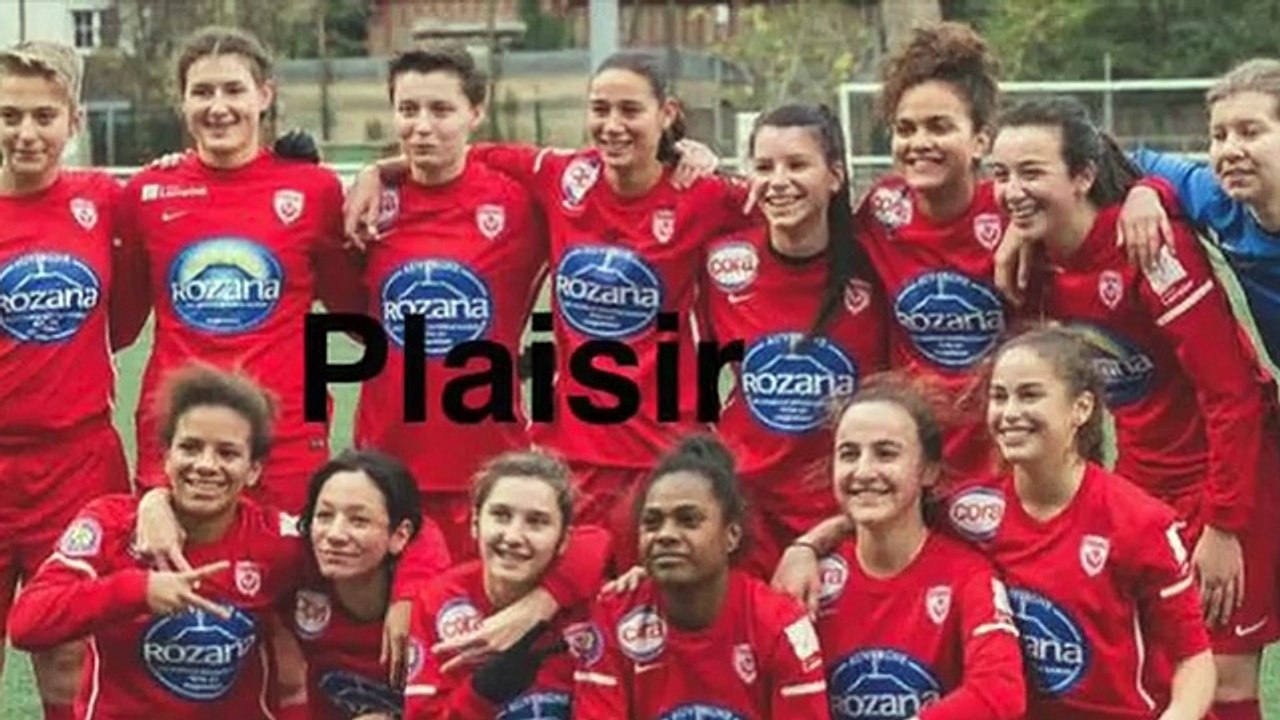 2016 section sportive football feminine du Lycée Georges de la