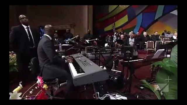 CeCe Winans We Are Not Ashamed at Pastor Andrae Crouch Celebration of Life Service (Full)