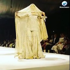 Beautiful Mahira khan on ramp looking beautiful